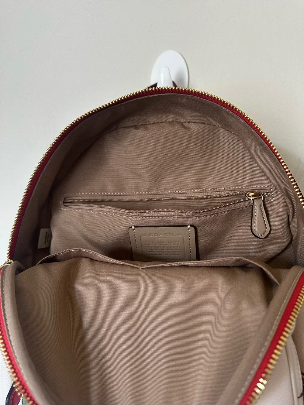 Authentic Coach Court Backpack With Heart Cherry Print CE628 - Picture 7 of 10